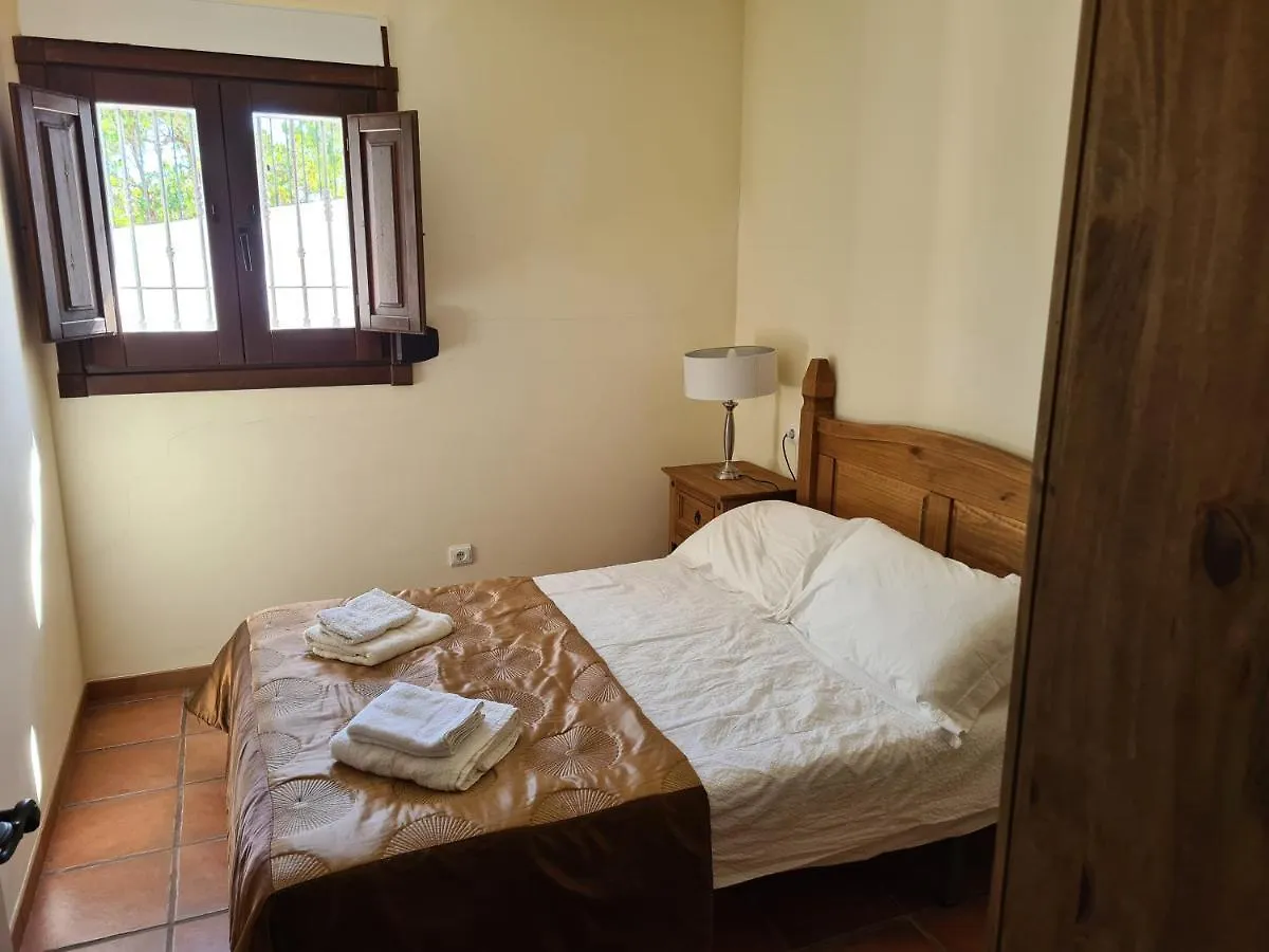 Cortijo Viva La Vida Bed and Breakfast Granada